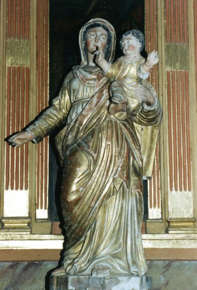 statue vierge à l'enfant