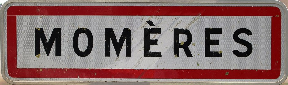 momères